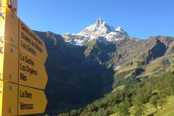 Tour des Dents du Midi