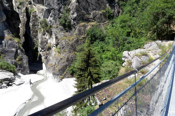 Pont suspendu des gorges de Massa