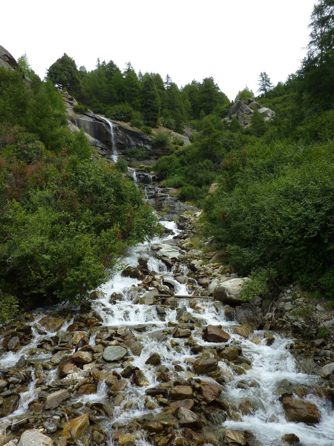Le Fellbach, également le ruisseau du village de Saas-Balen